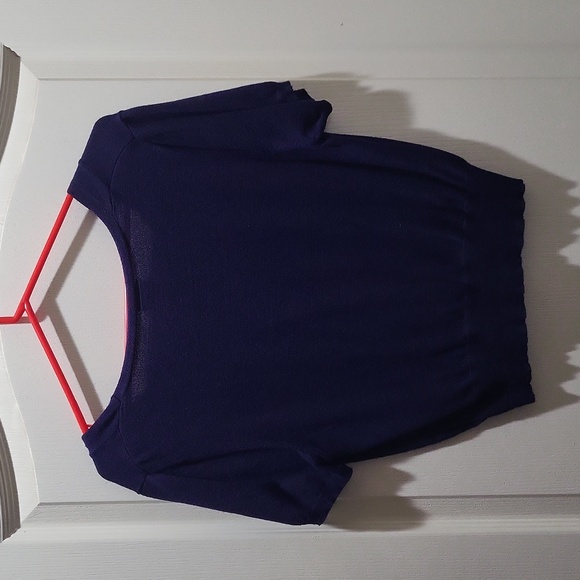 Shrug - Picture 2 of 7